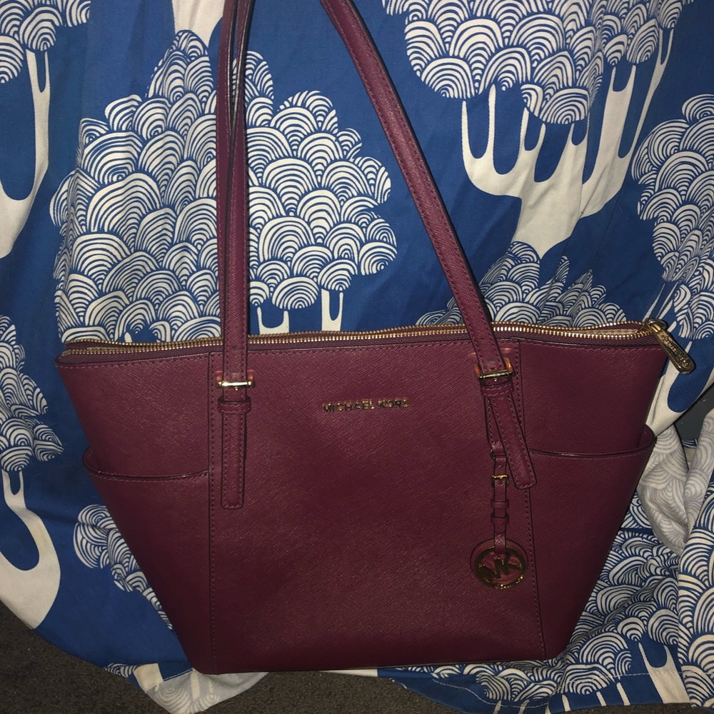Michael kors purse